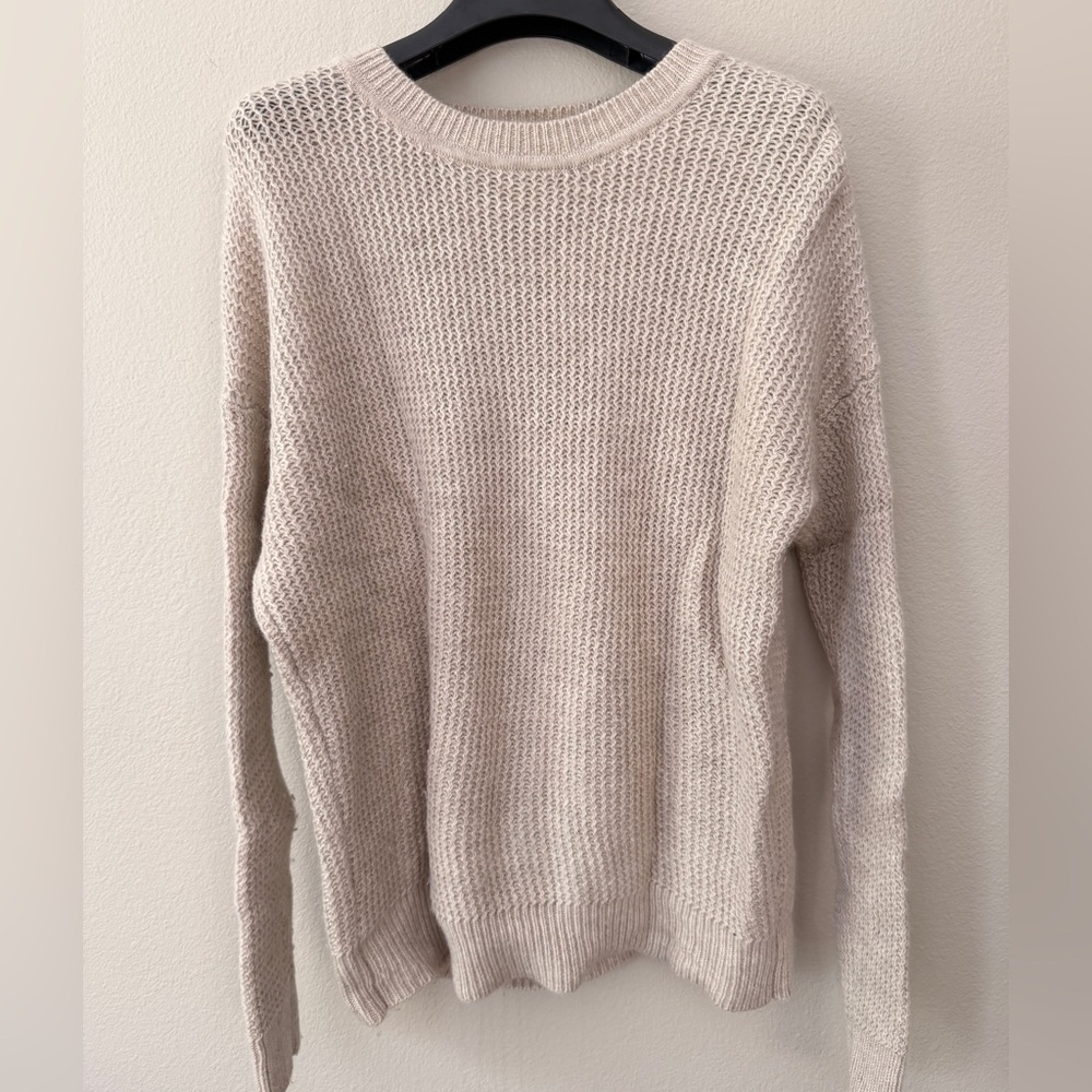 MaxMara Elegant Cream Sweater